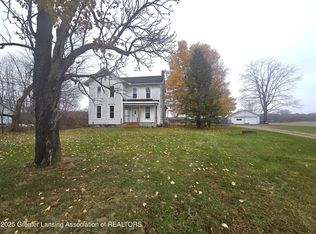 8843 Bunkerhill Rd, Jackson, MI 49201