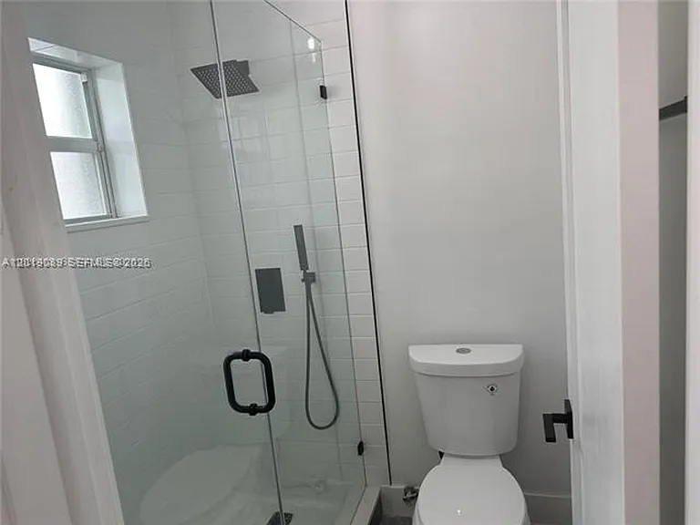 517 Navarre Ave #517 — Photo 7