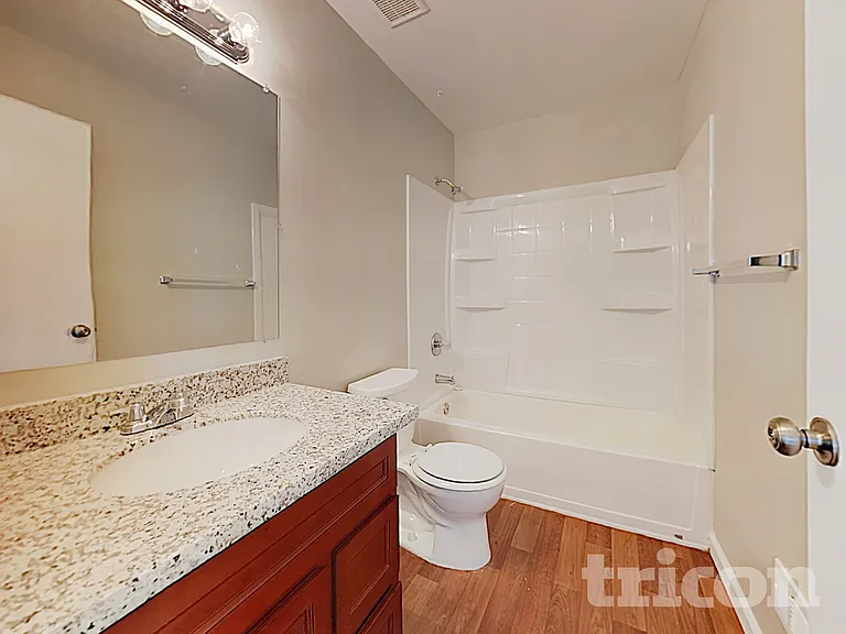 1921 Teresa Ln — Photo 14