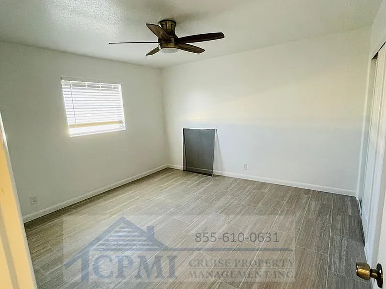 Ocean House - 360 Fiesta Ave Jupiter, FL 33469 — Photo 18