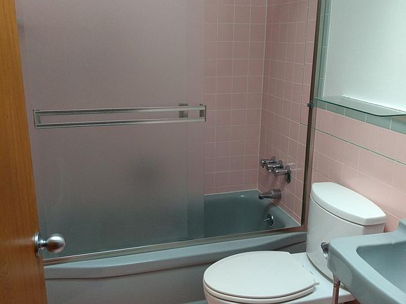 5th image of 3501 Anza St APT 6
