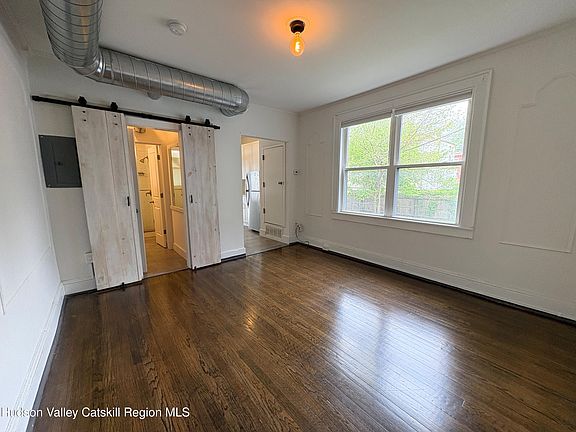 4th image of 514 State Street
