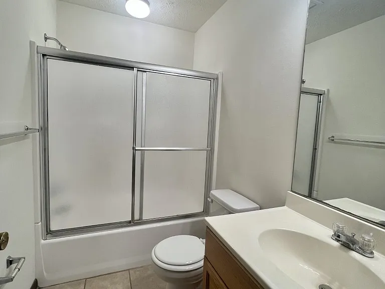 418 Washington St #1 — Photo 8