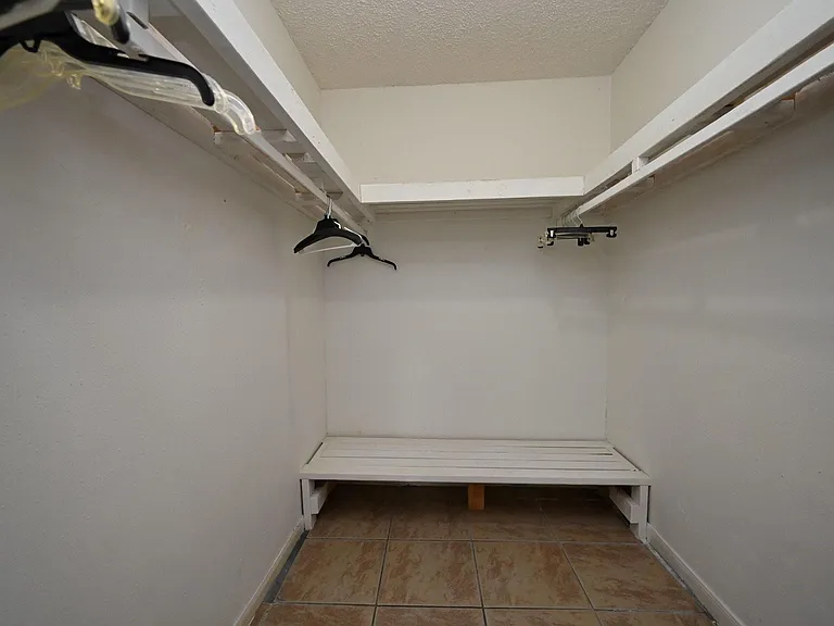 13102 Richmond Ave — Photo 21