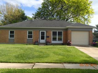 615 Wicker Ave, Streamwood, IL