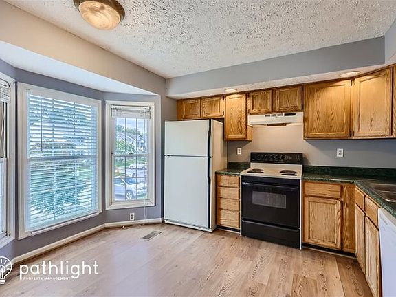 3rd image of 8211 Berryfield Dr