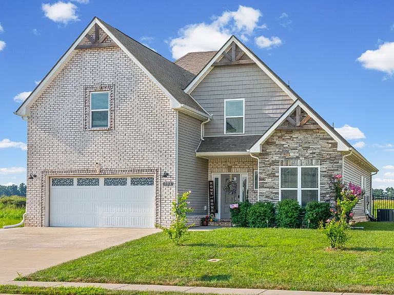 538 Fieldview Way — Photo 32