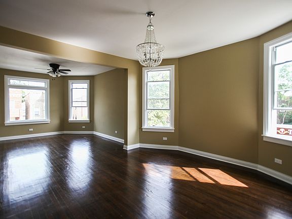 3rd image of 1006 N Leamington Ave
