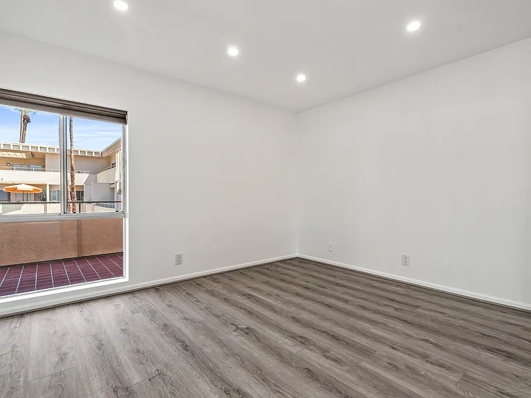 277 E Alejo Rd #219 — Photo 33