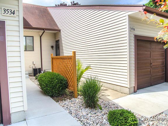 3rd image of 3536 Golfside Dr #3536