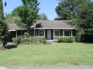 2295 Central Dr, Beaumont, TX 77706