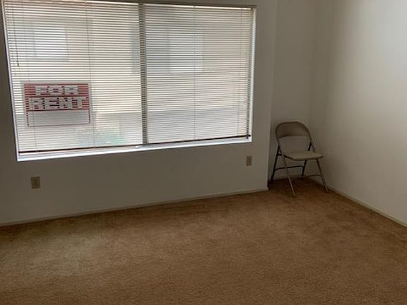 5th image of 1202 Walnut Grove Ave APT D