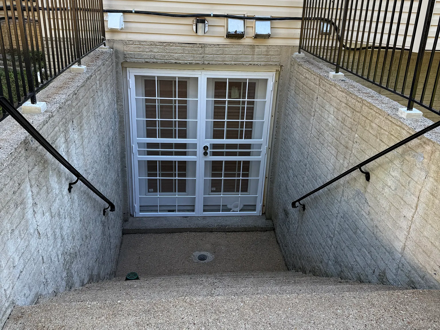 Rhode Island Dr, Woodbridge — Photo 2