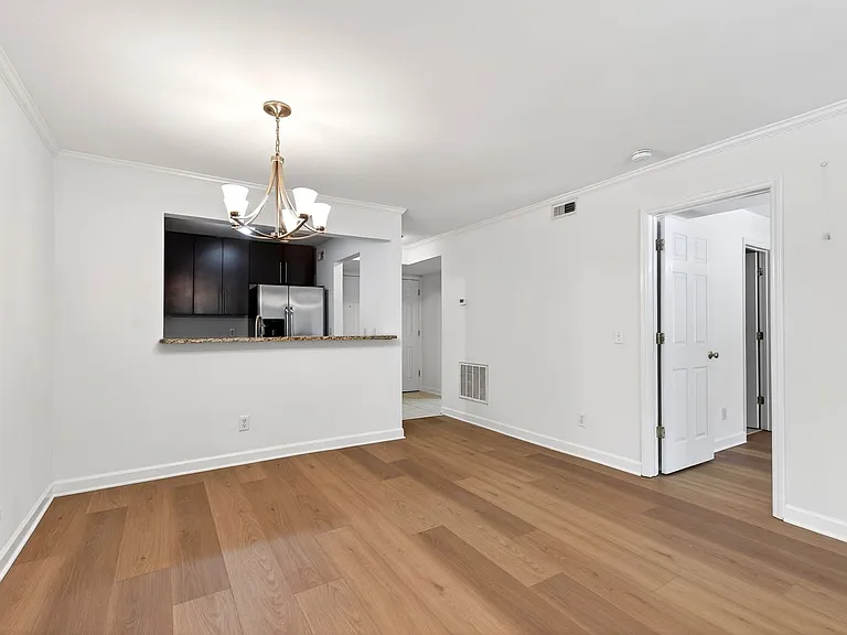 1010 Nicholwood Dr #103 — Photo 11