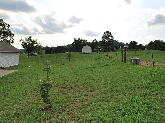 Back Yard to 7.61 Acres