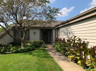 6624 Embassy Ct #28, Maumee, OH 43537