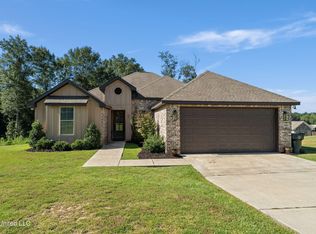 37 Higgins Cutoff Rd, Sumrall, MS 39482