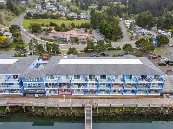 890 SE Bay Blvd #108, Newport, OR 97365