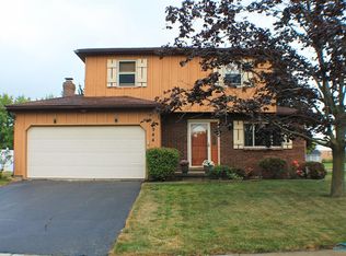 1944 Parc Rue, Northwood, OH 43619