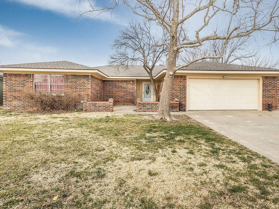 1st image of 2621 Cherokee Dr