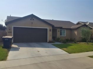 499 Topanga St, Tulare, CA 93274