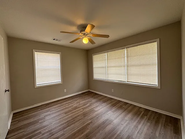 2269 Robin Lyn Ct — Photo 17