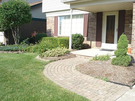 2nd image of 7462 Emerson Dr