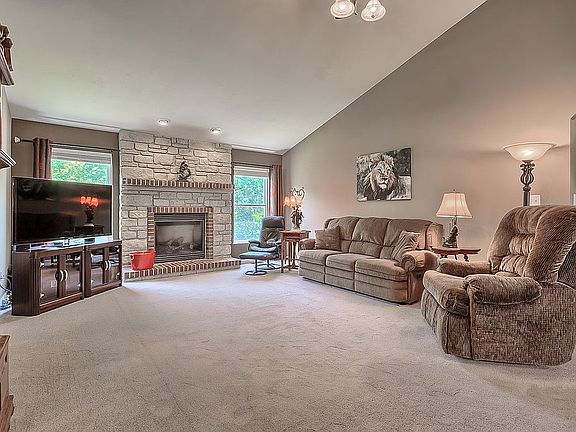 5th image of 3869 Olde Mill Dr