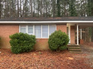 303 Homestead Rd, Chapel Hill, NC 27516