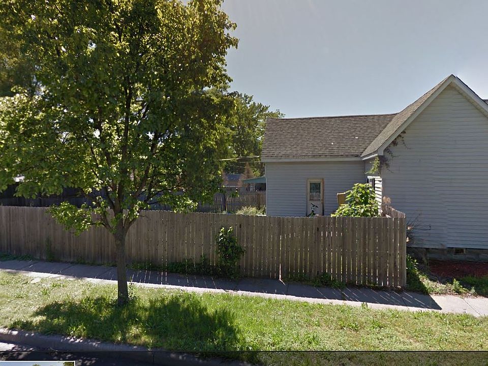 2nd image of 1461 Woodley Ave
