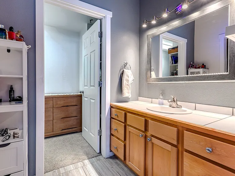 70 W 6th Ave #207 — Photo 19