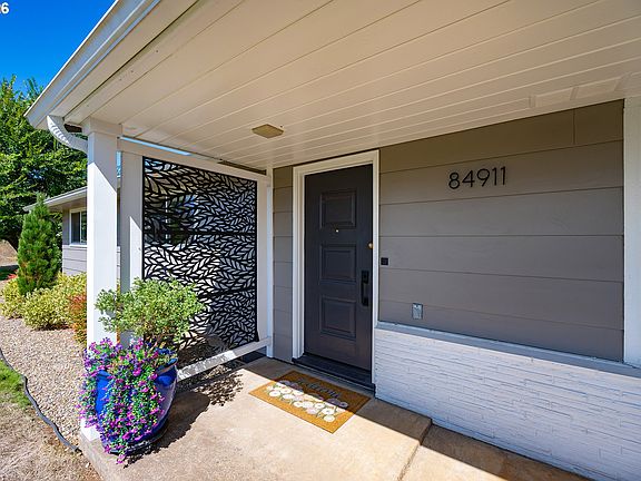 3rd image of 84911 Tenas Ln
