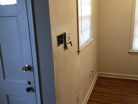3rd image of 3511 Philsdale Ave