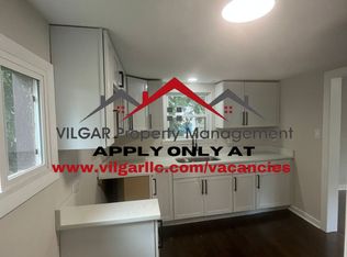 3652 Calhoun St, Gary, IN 46408