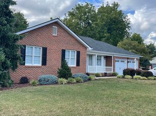401 Holly Ave, Grottoes, VA 24441