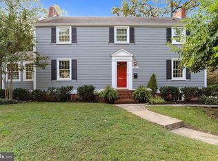 3114 Russell Rd, Alexandria, VA 22305