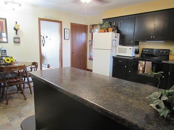 2nd image of 508 S Main St