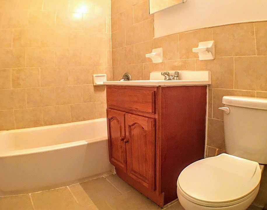 1st image of 238 E 116th St APT 23
