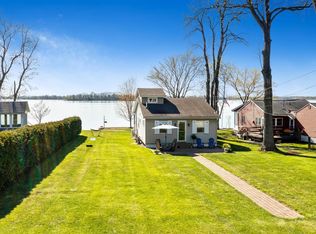 276 The Pines Rd, Saint Albans, VT 05478