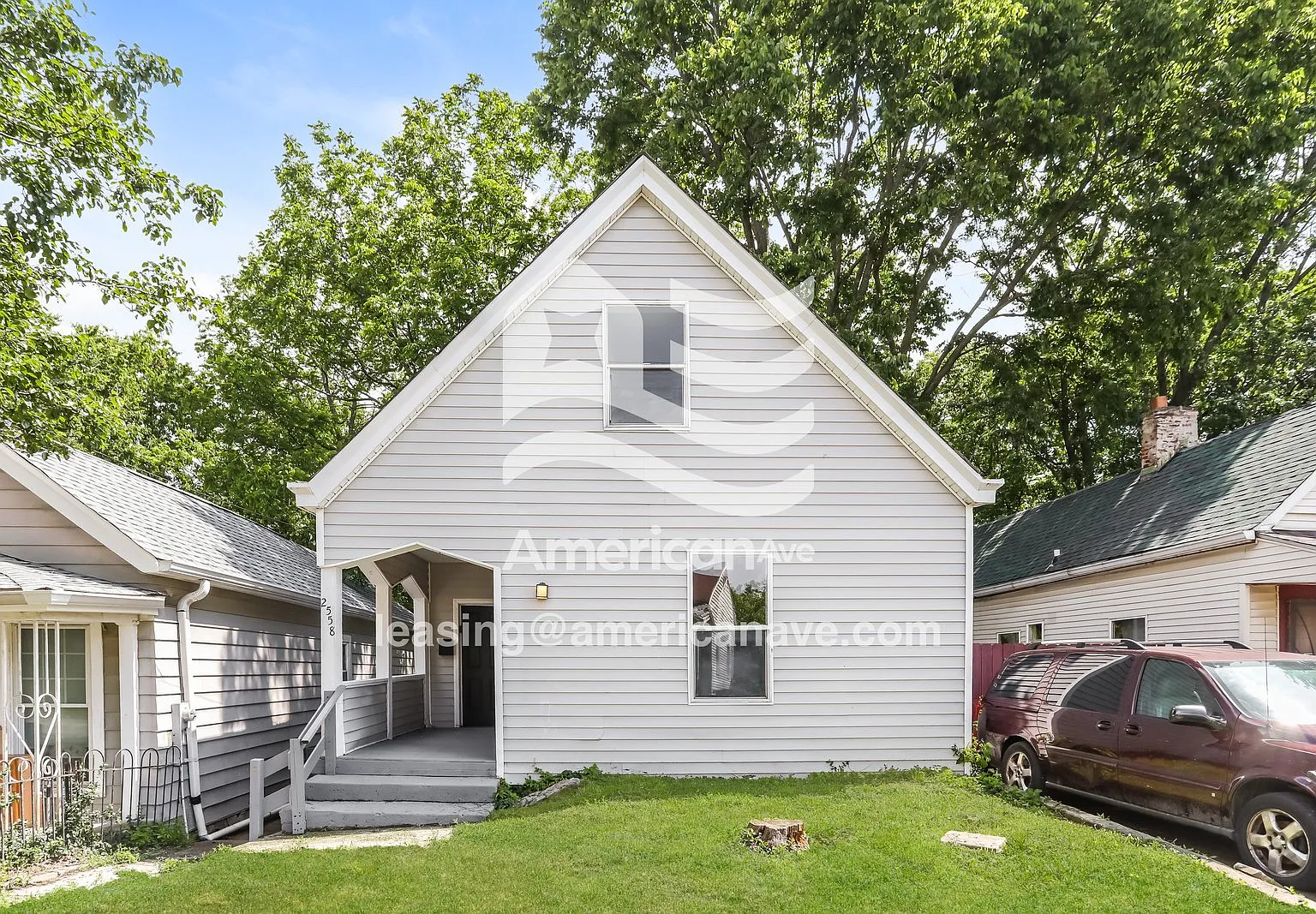 2 bed, 1.0 bath, 931 sqft, $1,072 — Photo 1
