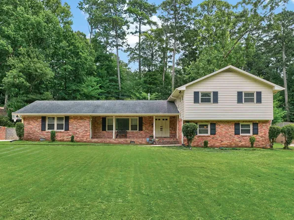 3313 Stoneridge Dr, Mountain Brook, AL 35223