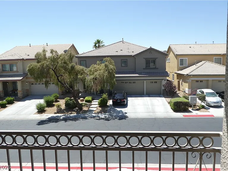 4054 Lower Saxon Ave — Photo 25