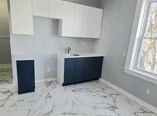 729 S 14th St #1, Newark, NJ 07103