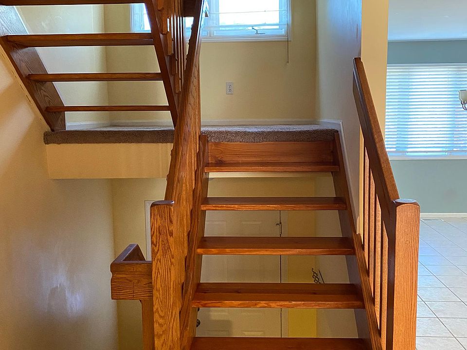 1st image of 374 Begonia Ct #37D4