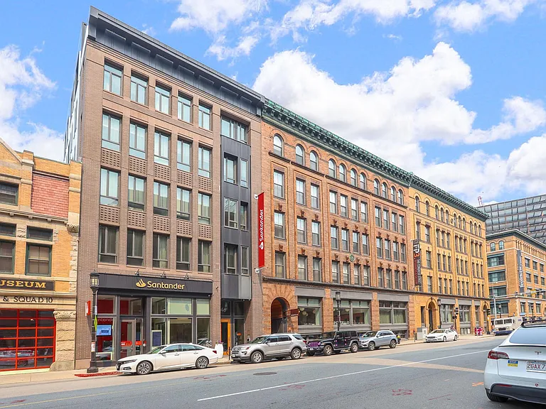 346 Congress St #703 — Photo 35