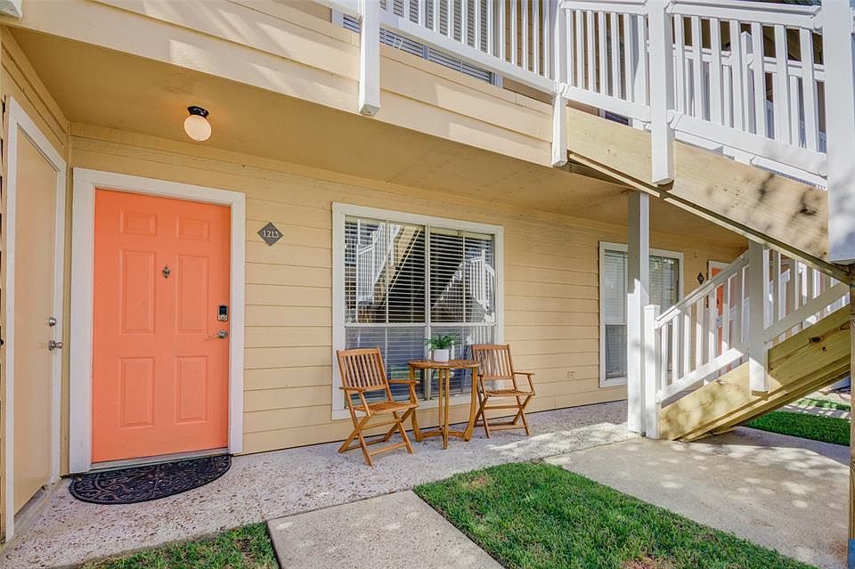 1st image of 3506 Cove View Blvd APT 1213