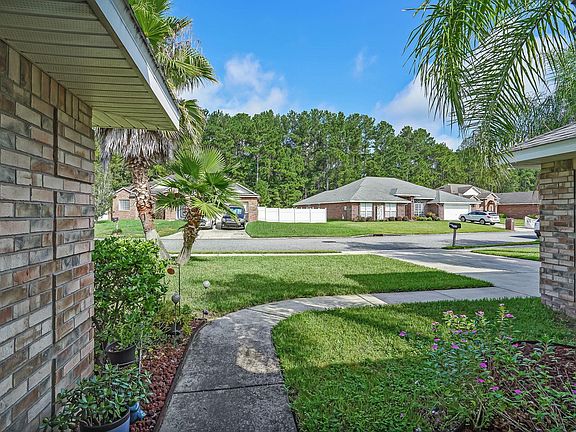 4th image of 9059 Hawkeye Dr