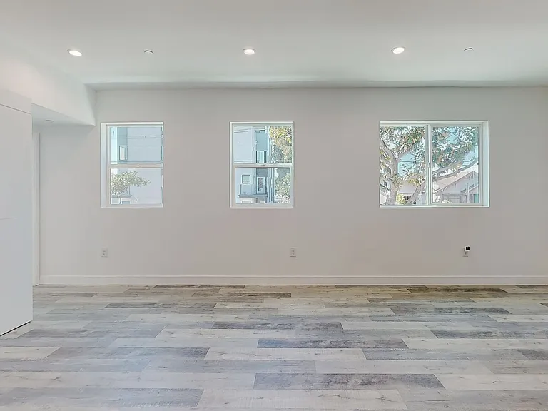 3 & 4 Bed 2-Story Townhomes with Covered Parking Spots Available! — Photo 31