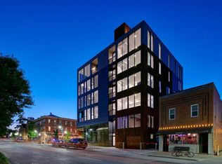 202 N Linn St #202, Iowa City, IA 52245