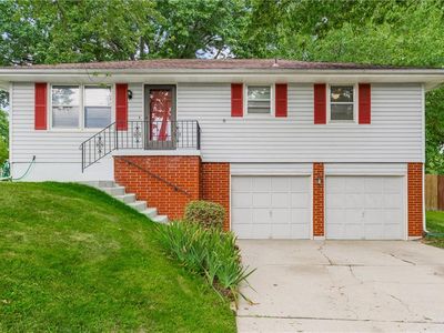 109 NE 1st Street Ter, Blue Springs, MO, 64014